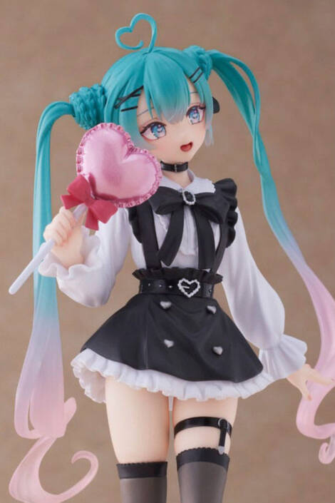 Hatsune Miku PVC Statue Hatsune MIku Fashion Subculture Version 18 cm Taito
