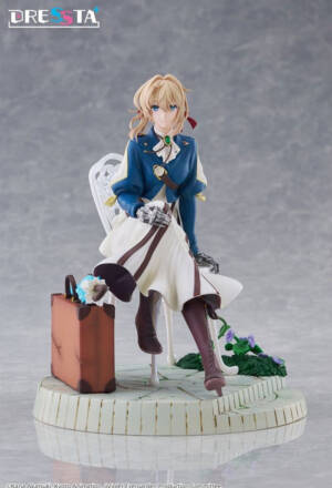PREORDER- Violet Evergarden PVC Statue Violet Evergarden Dressta 17 cm Taito